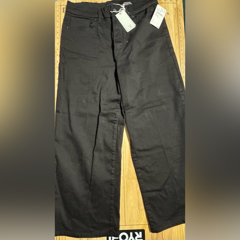 Good American Palazzo Crop Pant - Picture 2 of 5